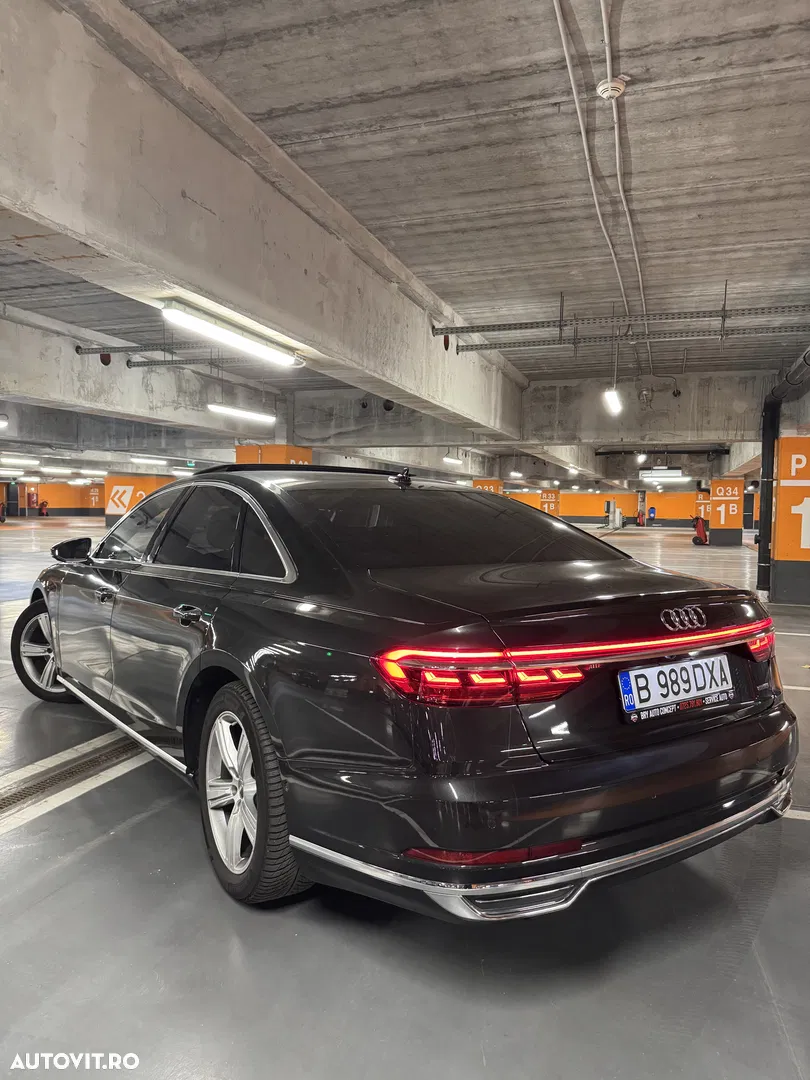 2019 Audi A8, photograph 8