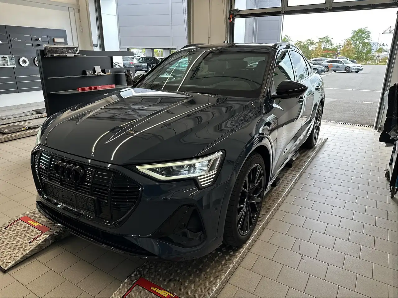 2022 Audi e-tron Sportback 55 S line ACC HuD PANO MASSAGE, photograph 1