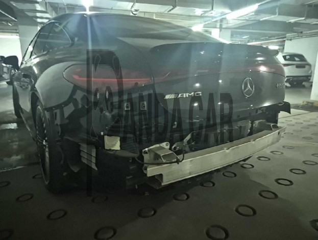 2022 Mercedes-AMG EQS53 4MATIC +, photograph 4