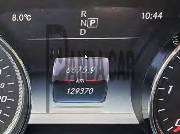 2017 Mercedes-Benz E220 d 4Matic, photograph 5