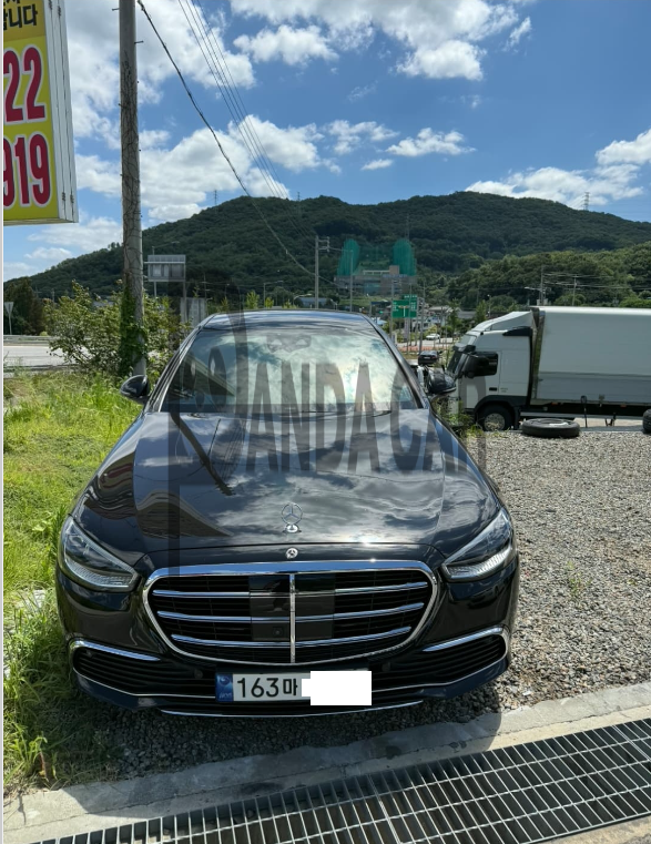 2023 Mercedes-Benz S450 4MATIC, photograph 1