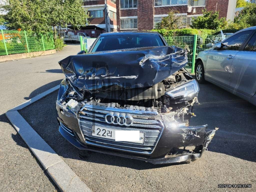 2018 Audi A4 35 TDI quattro, photograph 1