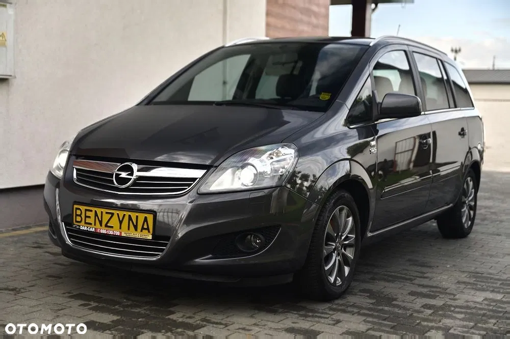 2011 Opel Zafira, photograph 9
