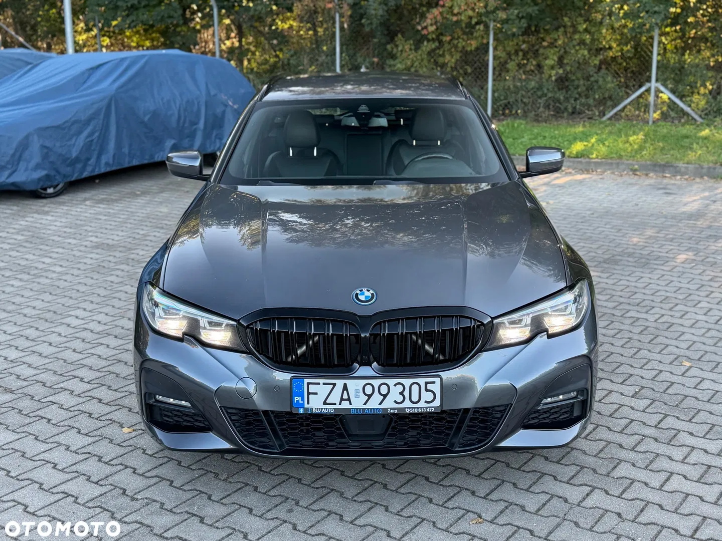 2022 BMW Seria 3 330e xDrive M Sport, photograph 2
