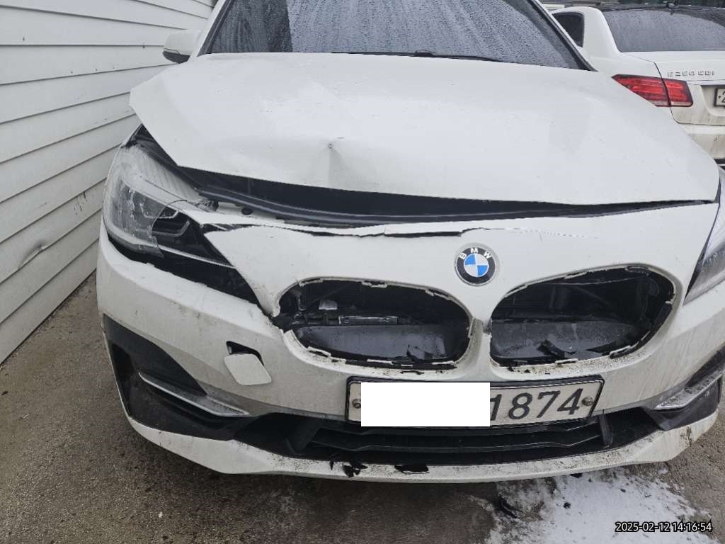 2019 BMW Active Tourer Luxury, photograph 1