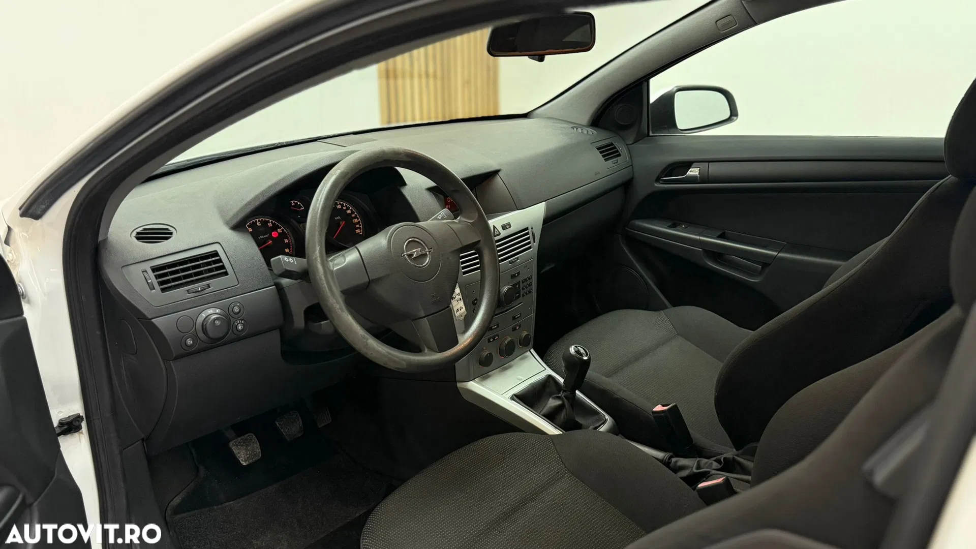 2009 Opel Astra 1.4, photograph 5