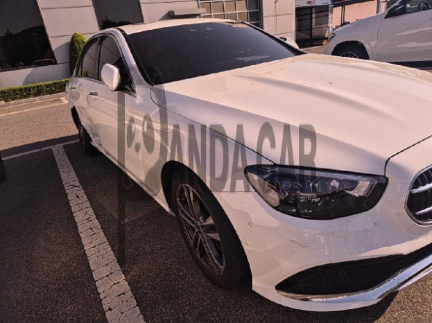2022 Mercedes-Benz E350 4MATIC, photograph 10