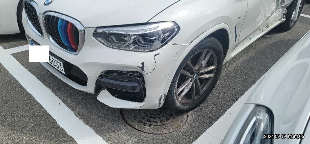 2021 BMW X3 xDrive20i, photograph 4