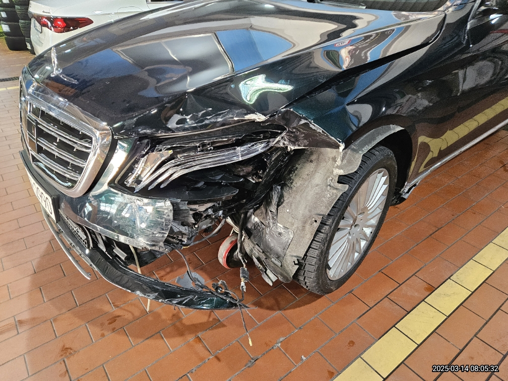 2023 Mercedes-Benz Benz S350 L, photograph 2