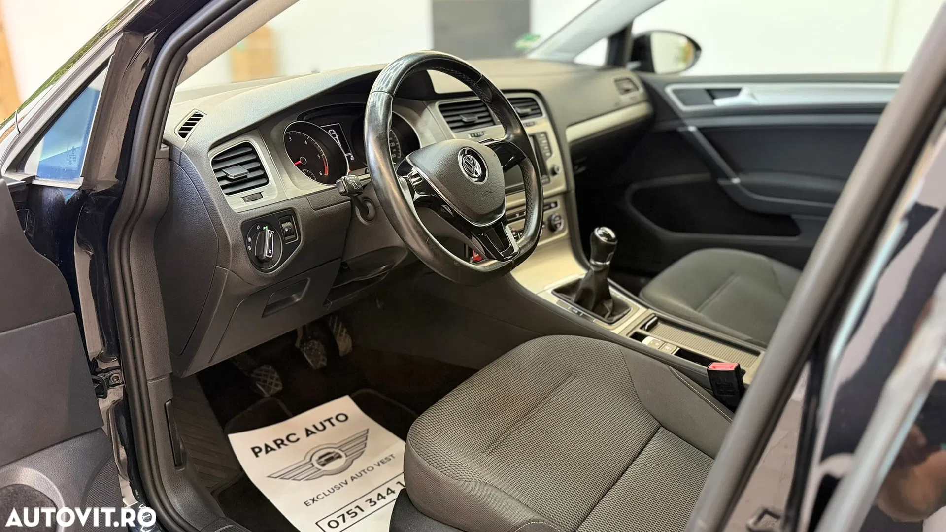 2015 Volkswagen Golf 1.6 BlueTDI Comfortline, photograph 5
