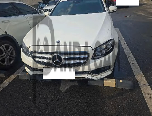 2017 Mercedes-Benz E220 d, photograph 1