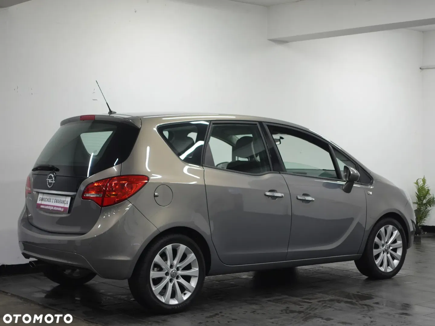 2013 Opel Meriva 1.4 Ecoflex Start/Stop Edition, photograph 9
