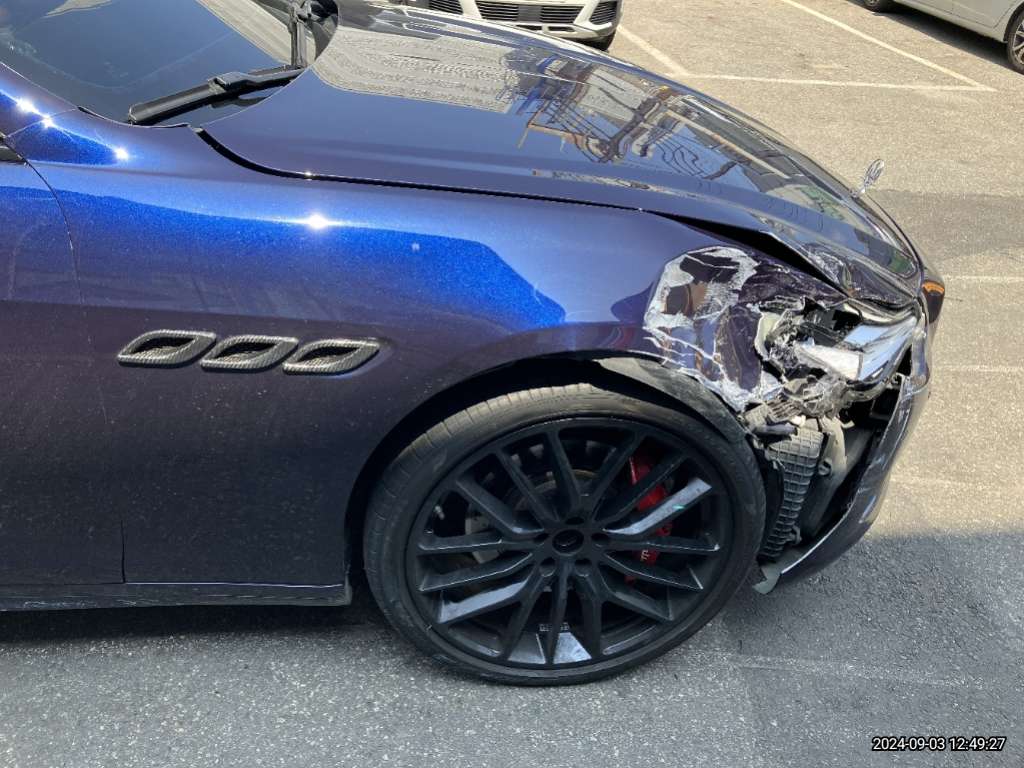 2017 Maserati Quattroporte Diesel, photograph 4