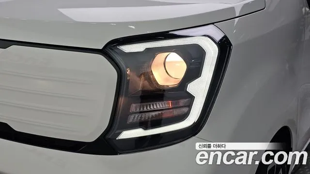Kia RAY Signature — photo 1 of 35