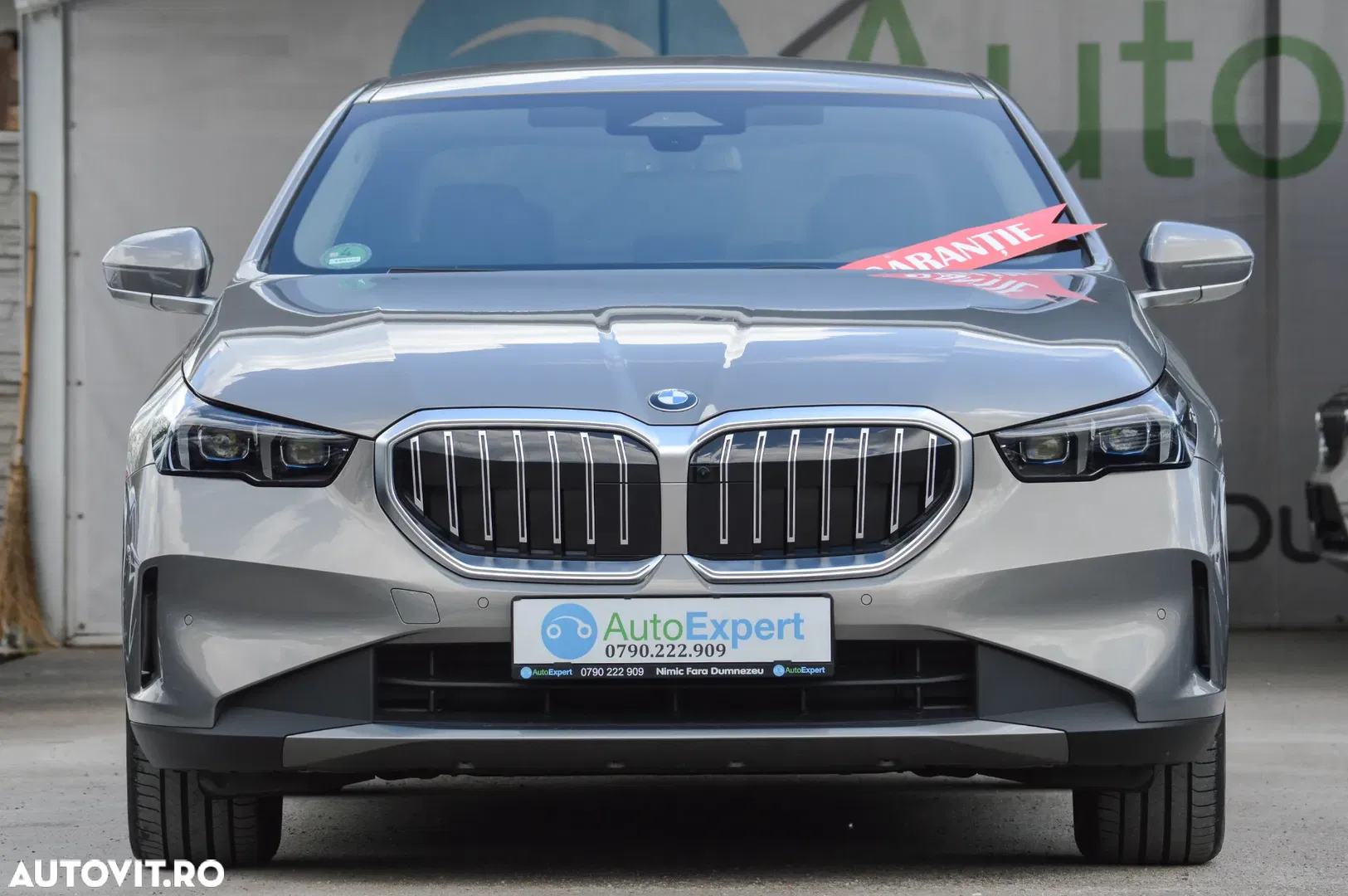 2024 BMW Seria 5 520i AT MHEV, photograph 12