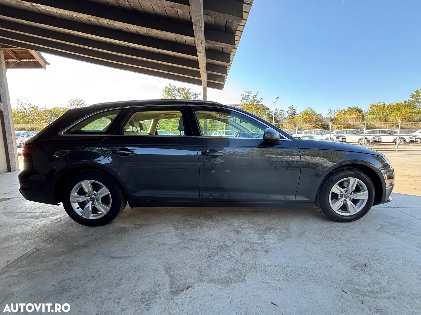 2019 Audi A4 Avant 35 TFSI S tronic, photograph 6
