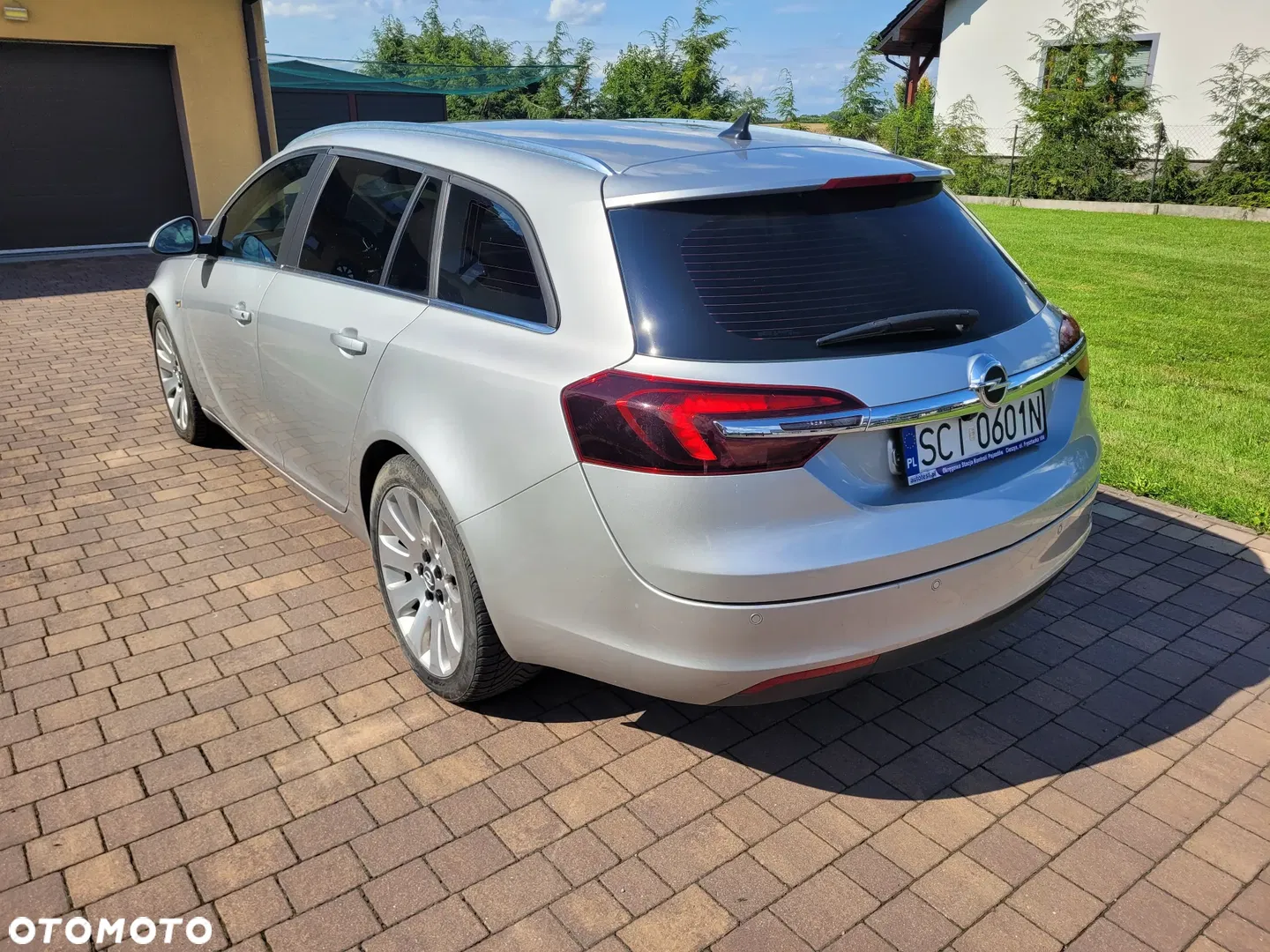 2014 Opel Insignia 1.4 Turbo ecoFLEX Start/Stop Business Edition, photograph 3