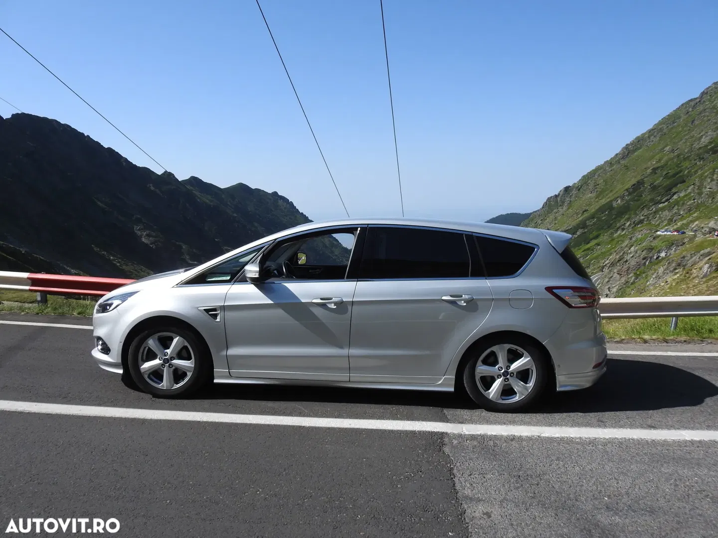 2016 Ford S-Max 2.0 TDCi Powershift AWD ST-Line, photograph 5