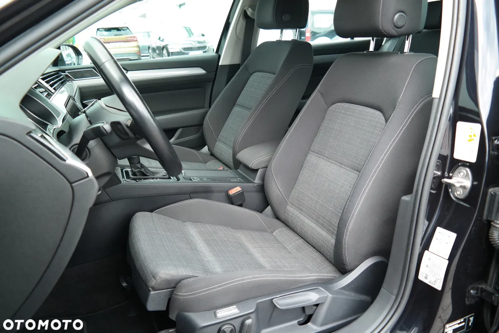 2021 Volkswagen Passat 2.0 TSI Business DSG, photograph 10