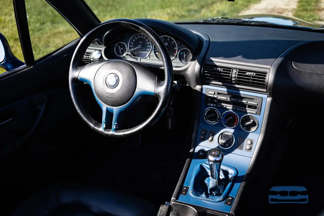 2001 BMW Z3 Z3 Roadster 2.2i # 2. Hand # Topasblau, photograph 10