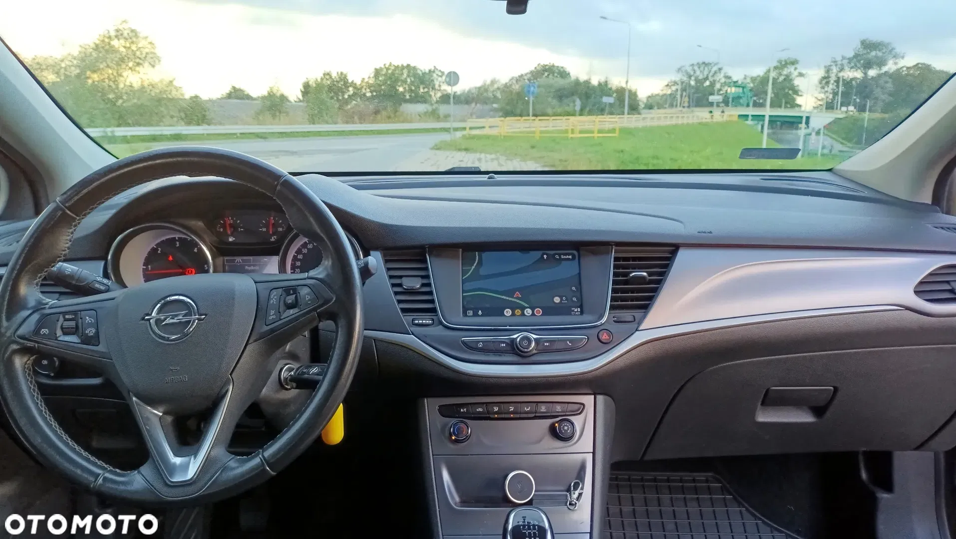 2018 Opel Astra 1.6 CDTI Enjoy, photograph 12