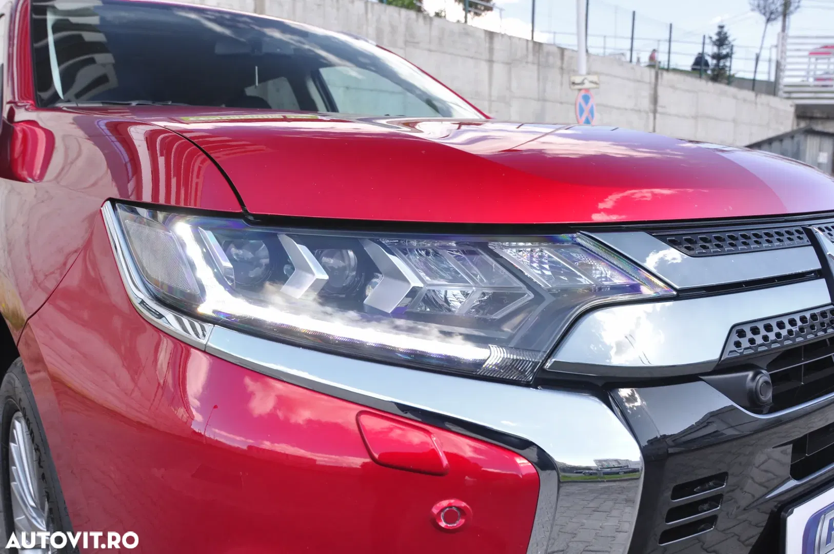 2020 Mitsubishi Outlander 2.4 4WD CVT Intense, photograph 8