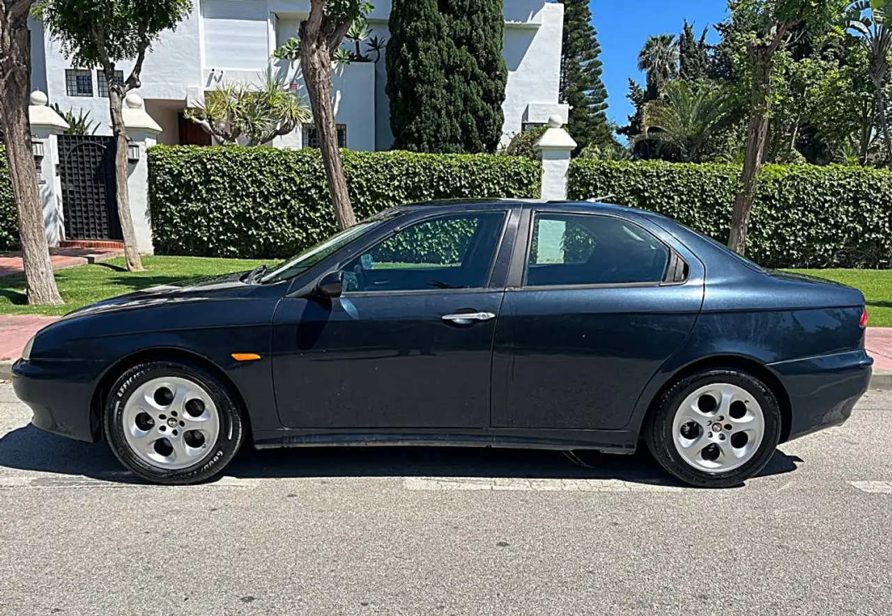 2002 Alfa Romeo 156 1.6 T.S. Progression, photograph 3