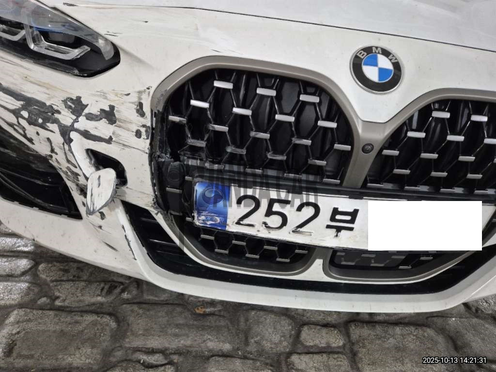 2024 BMW M440i xDrive, photograph 2