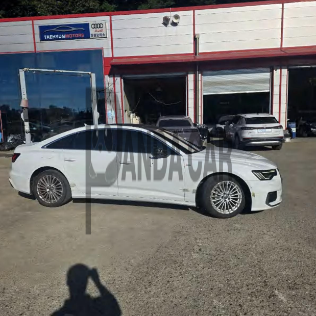 2021 Audi A6 40 TDI, photograph 3