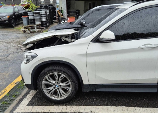 2018 BMW X1 xDrive18d Entry, photograph 4