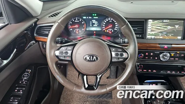 2017 Kia K7 2.4 GDI Limited, photograph 11