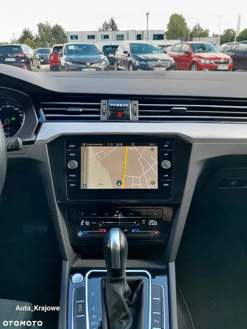 2022 Volkswagen Passat 2.0 TDI EVO Business DSG, photograph 12