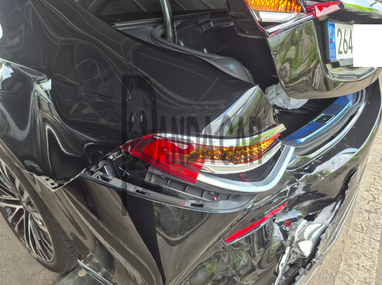 2023 Mercedes-Benz S450 4MATIC, photograph 4