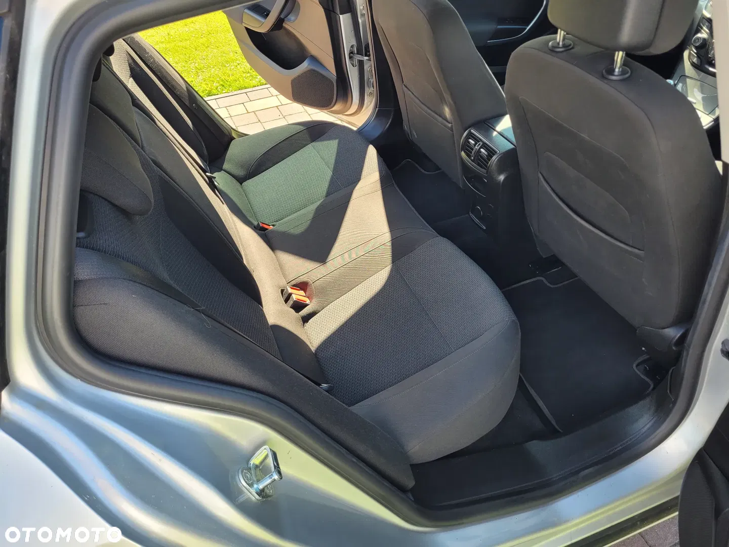 2014 Opel Insignia 1.4 Turbo ecoFLEX Start/Stop Business Edition, photograph 12