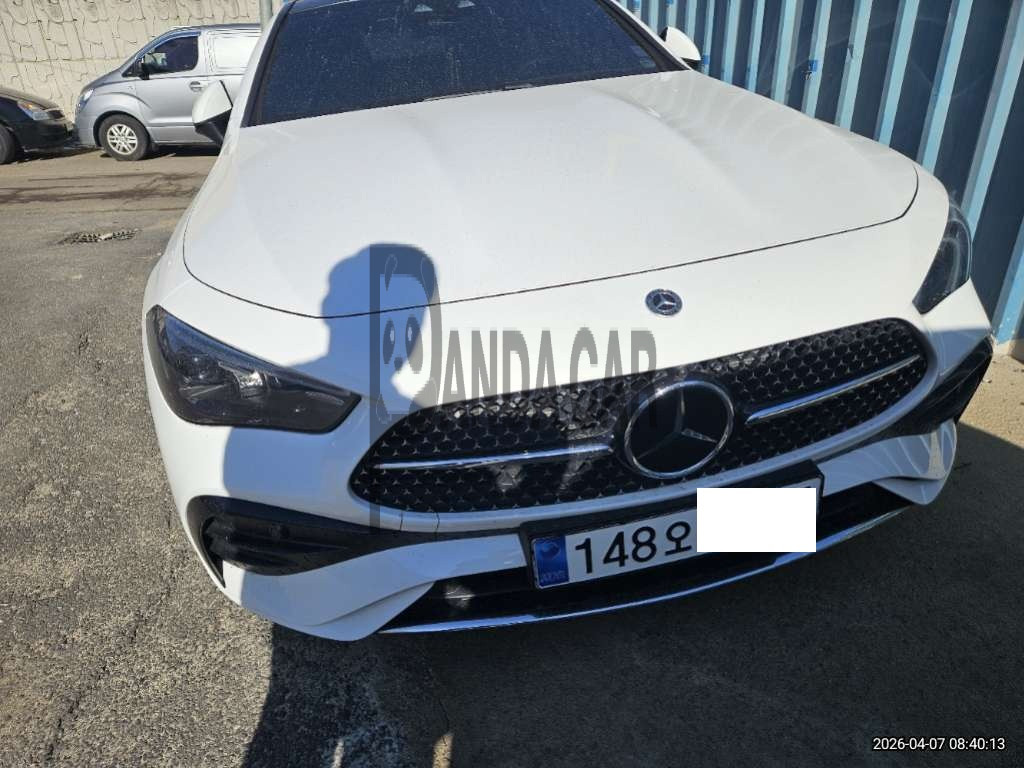 2024 Mercedes-Benz CLE 450 4MATIC Coupe, photograph 1