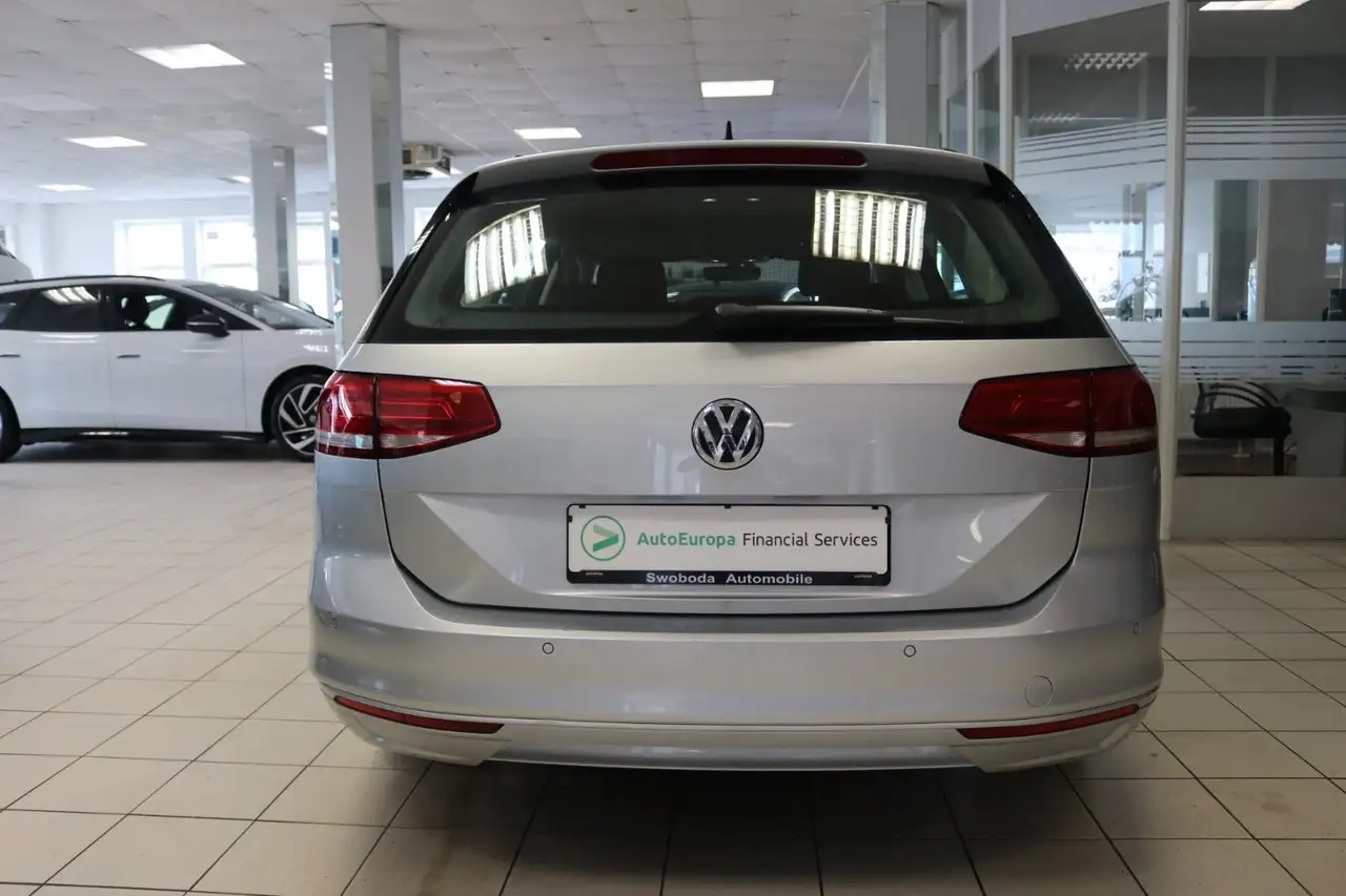 2016 Volkswagen Passat Variant Comfortline Start-Stop ACC PDC, photograph 6