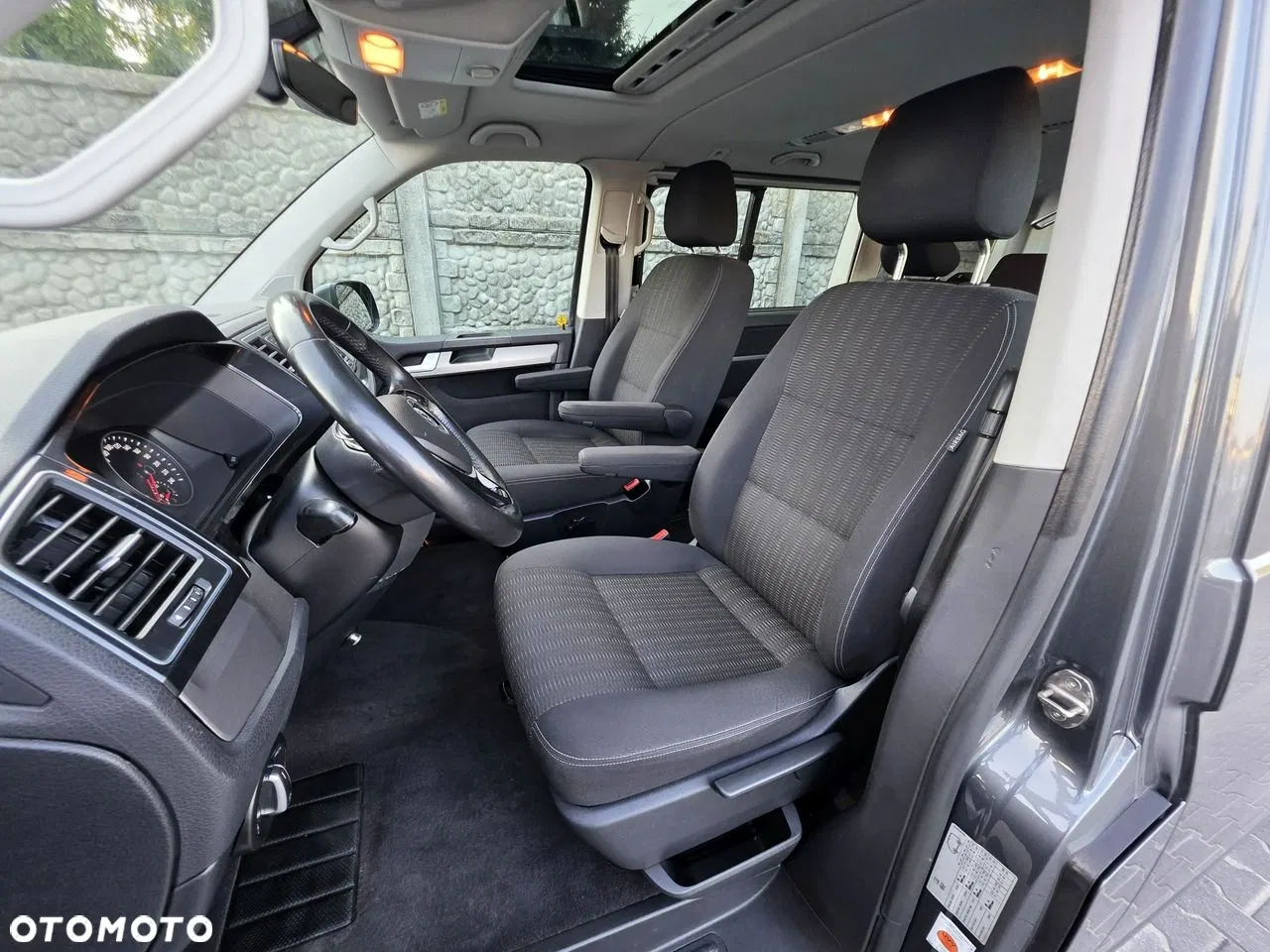 2018 Volkswagen Multivan 2.0 TDI L1 Comfortline DSG, photograph 10