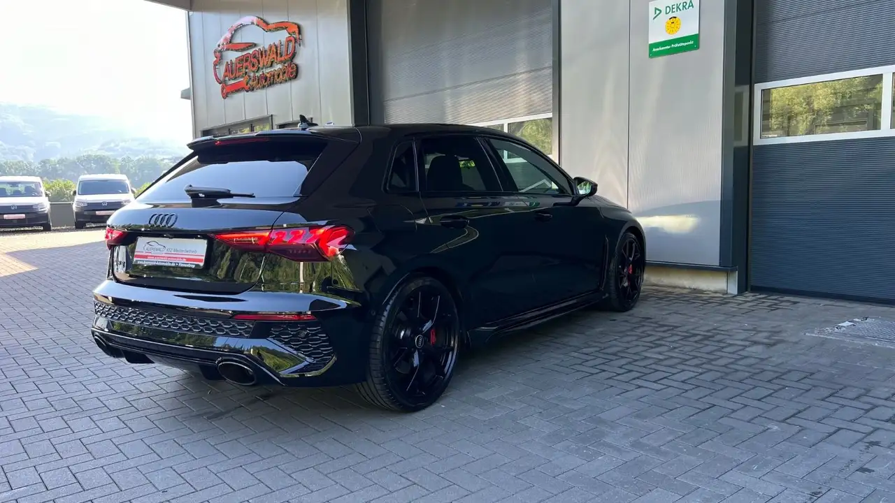 2022 Audi RS3 Sportback 2.5 TFSI quattro S Line *Black*App, photograph 12