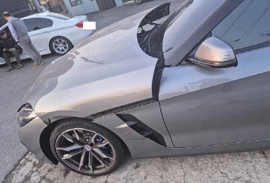 2023 BMW Z4 M40i, photograph 1