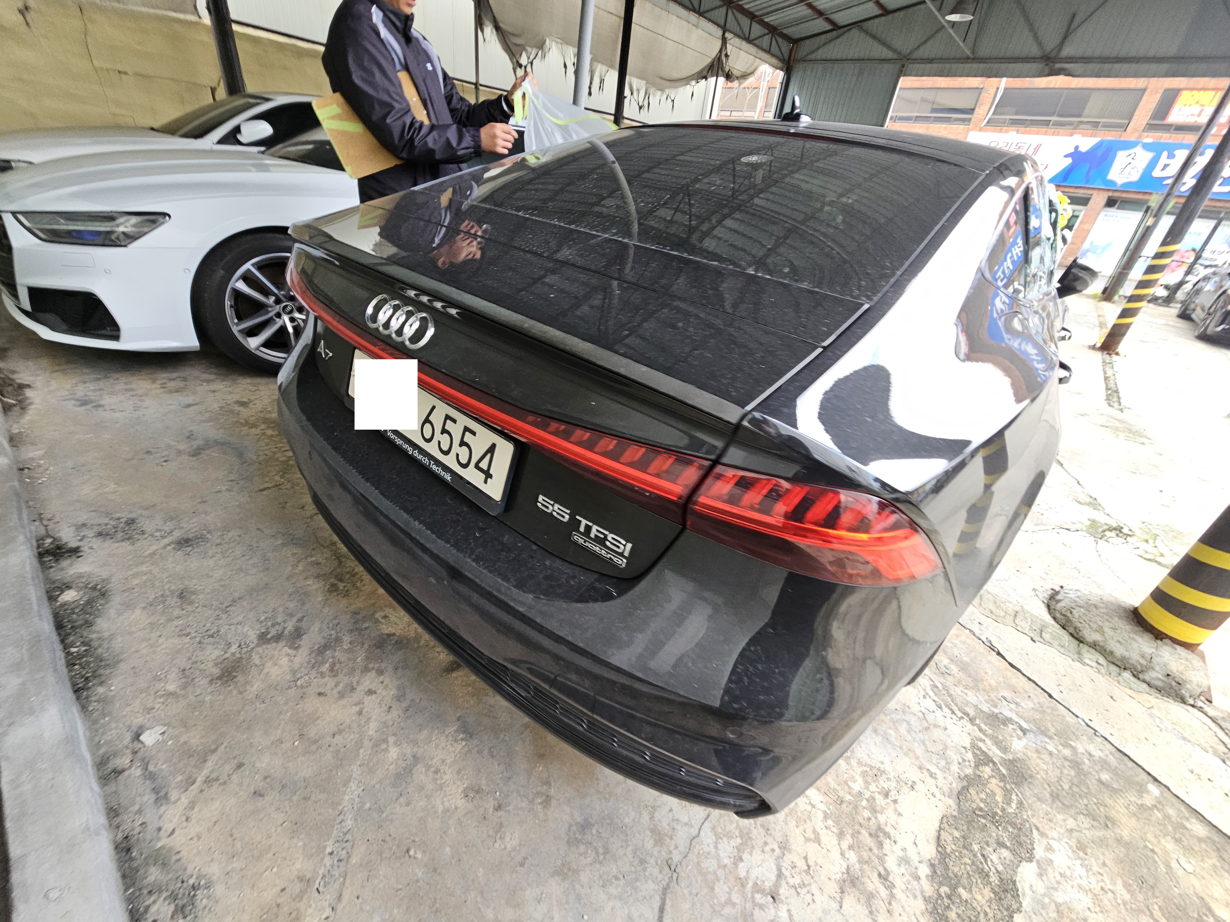 2022 Audi A7 55 TFSI quattro, photograph 1