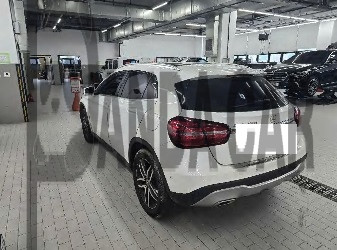 2018 Mercedes-Benz GLA220, photograph 1