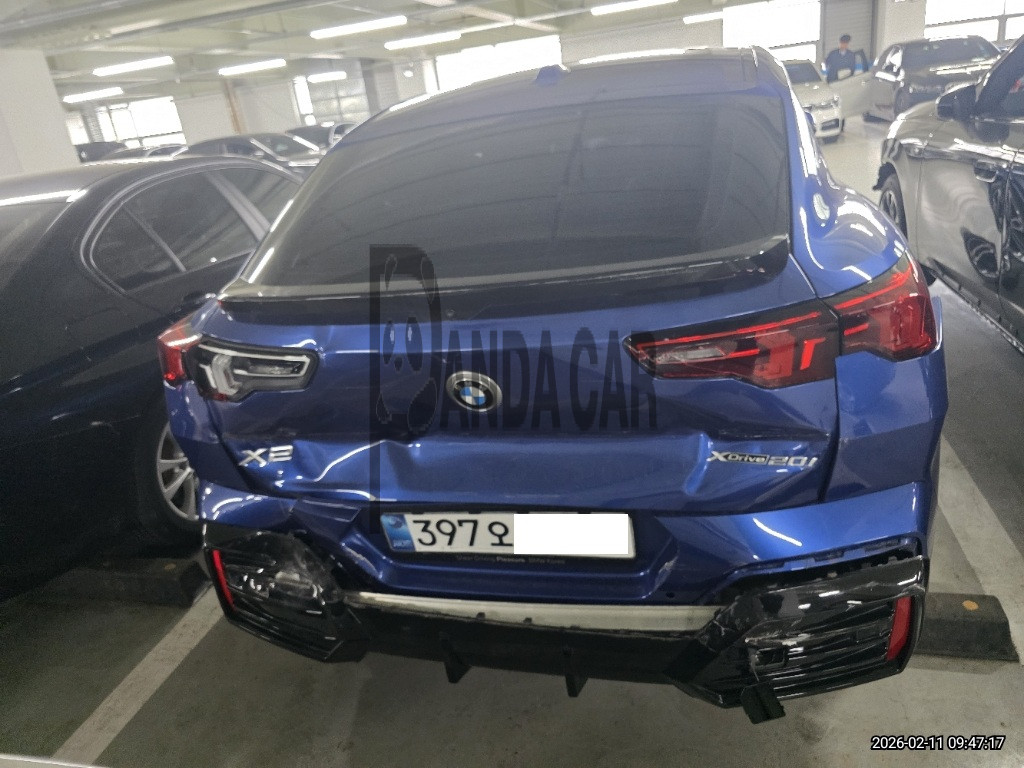 2025 BMW X2 xDrive20i, photograph 3