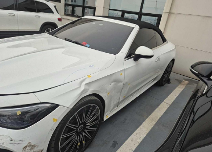 2024 Mercedes-Benz CLE 450 4MATIC Cabriolet, photograph 5