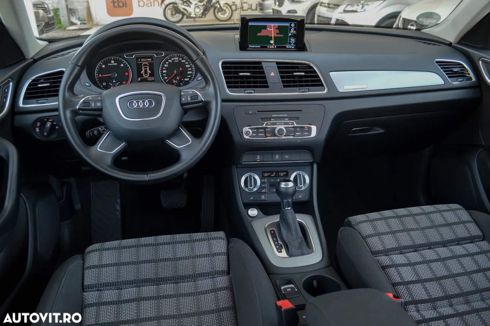 2014 Audi Q3 2.0 TDI Quattro Stronic, photograph 5
