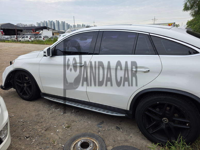 2017 Mercedes-Benz GLE350 d 4Matic Coupe, photograph 5