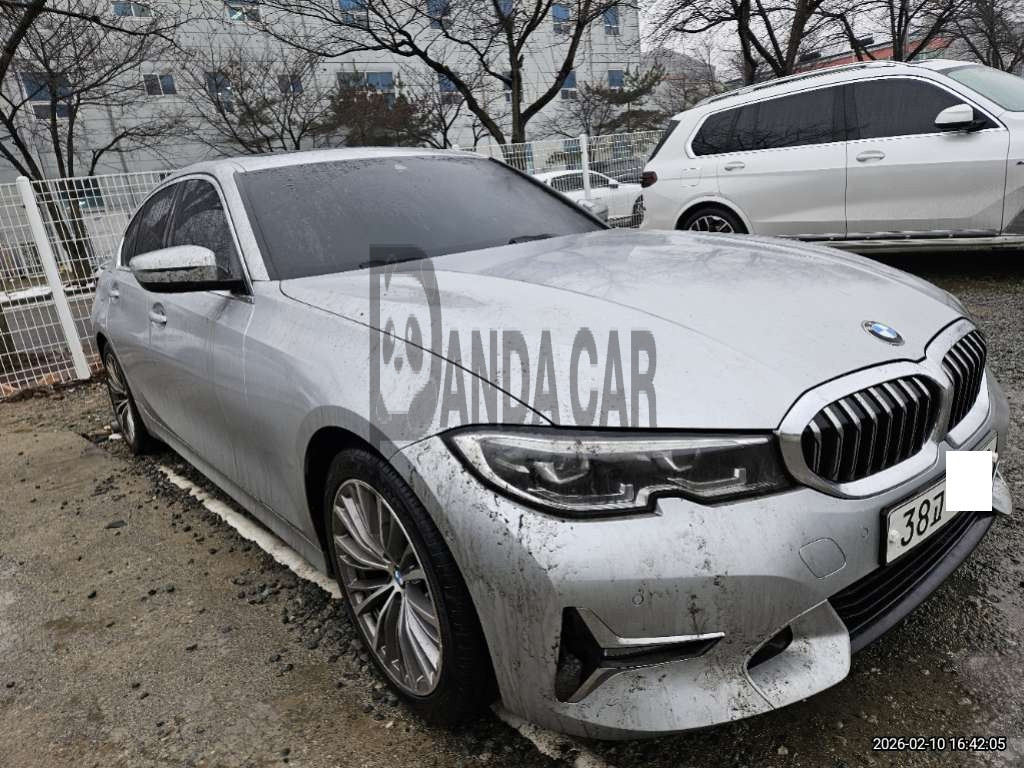 2017 BMW 320d Luxury, photograph 4