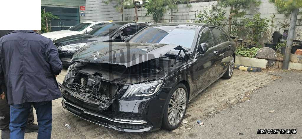 2019 Mercedes-Benz S560 4Matic L, photograph 4