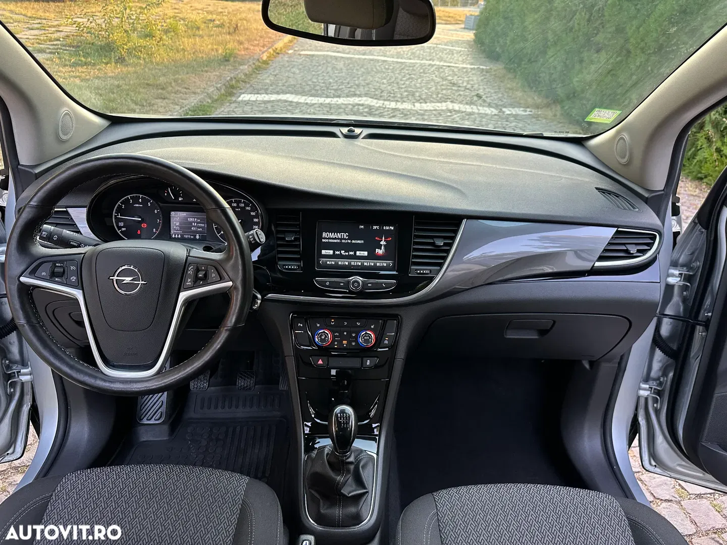 2019 Opel Mokka, photograph 9