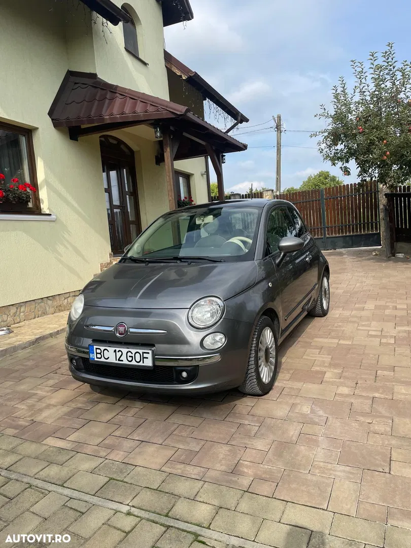 2014 Fiat 500 1.2 Lounge, photograph 1