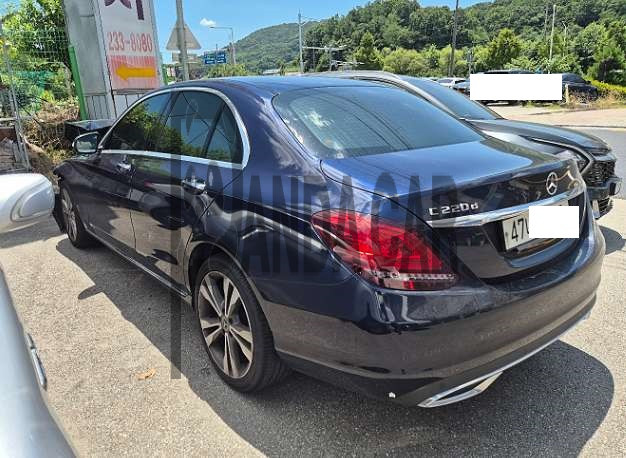 2019 Mercedes-Benz C220 d, photograph 3